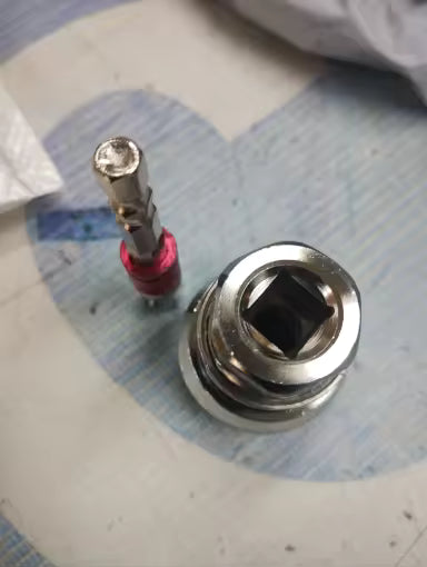 Llave de Dado Universal Multifunción