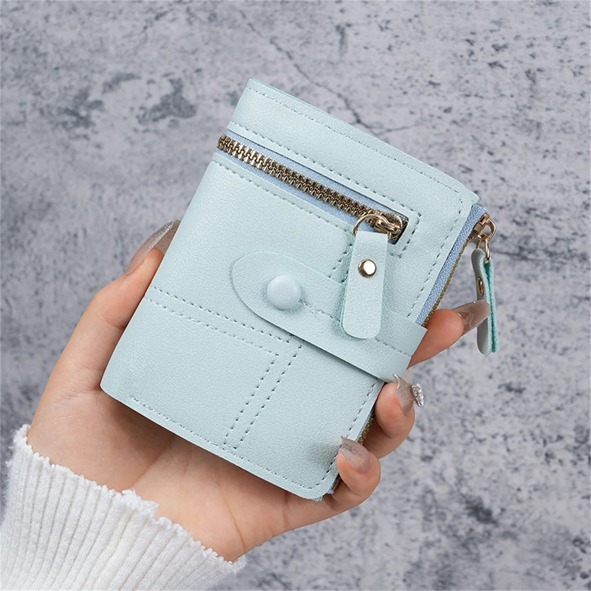 Billetera Compacta con Broche